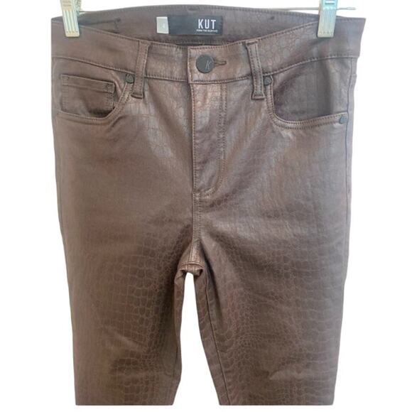 Kut from the Kloth Crocodile Embossed Faux Leather Connie Pants Size 2 - Picture 6 of 11